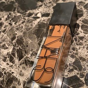 Nars radiant longwear foundation New Caledonia
